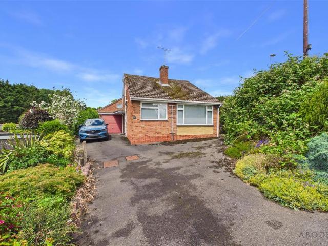 Bungalow for sale in Horninglow and Eton, Beamhurst