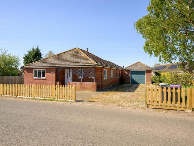Bungalow for sale in Belleau, Lincolnshire