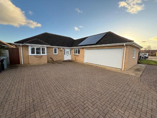 Bungalow for sale in Eastgate, Barholm