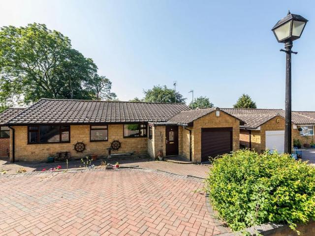 Bungalow for sale in Evershot, Oxfordshire