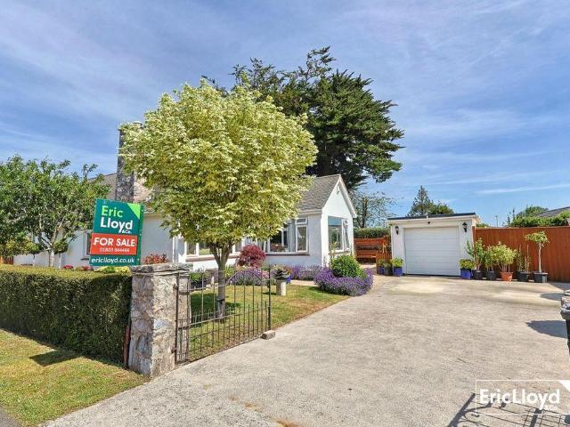 Bungalow for sale in Broadsands, Galmpton
