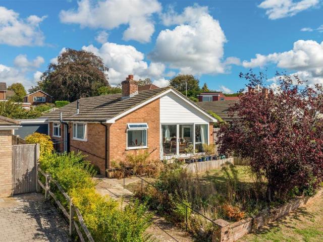 Bungalow for sale in Perryfields, West Sussex