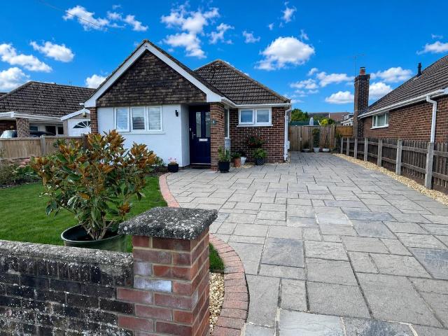 Bungalow for sale in Hythe and Dibden, Ashurst Bridge