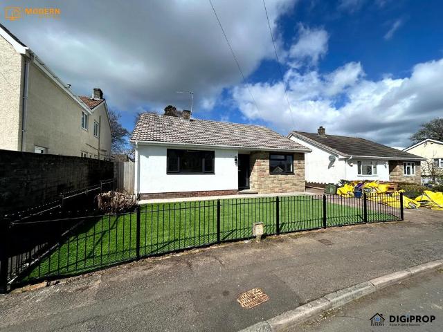 Bungalow for sale in Deans Hill, Wales