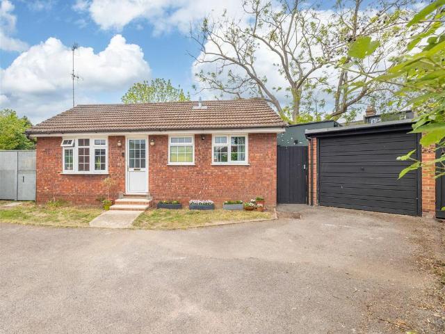 Bungalow for sale in Clewer New Town, Windsor