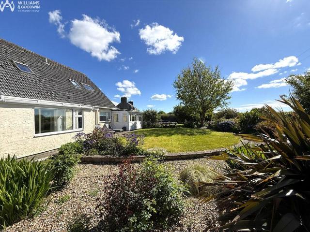 Bungalow for sale in Llanfaelog, Wales