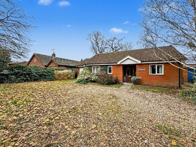Bungalow for sale in Bedingfield, Suffolk