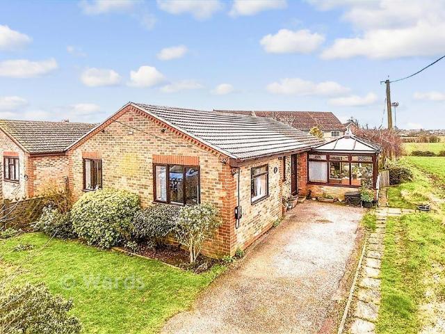Bungalow for sale in Oad Street, Kent