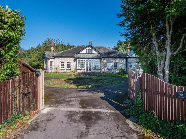Bungalow for sale in Mobberley