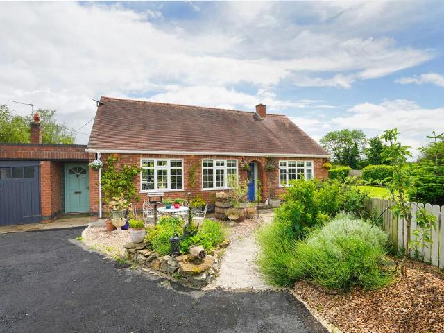 Bungalow for sale in Harborough Magna CP, New Bilton