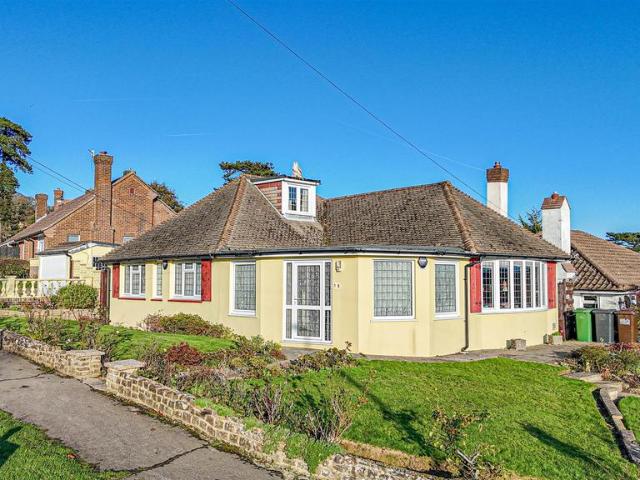 Bungalow for sale in Blacklands, Guestling Green
