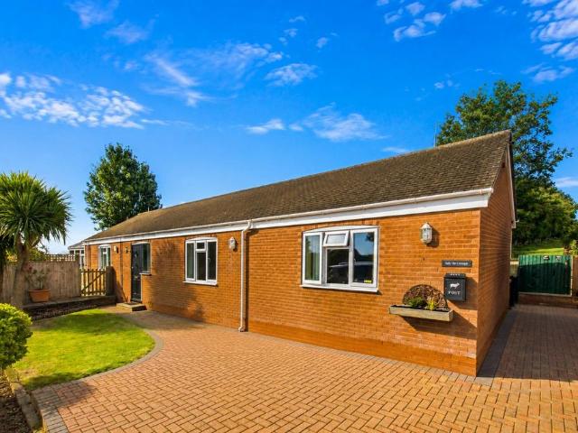 Bungalow for sale
