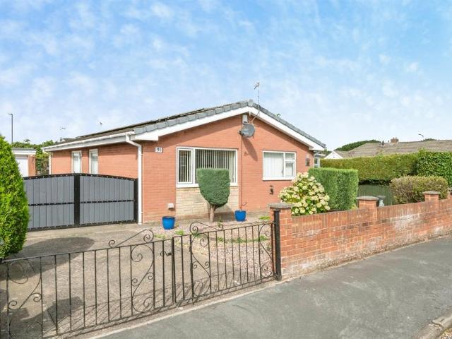Bungalow for sale in Thorne, South Yorkshire