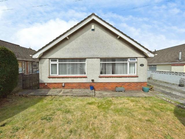 Bungalow for sale in Loughor, Wales