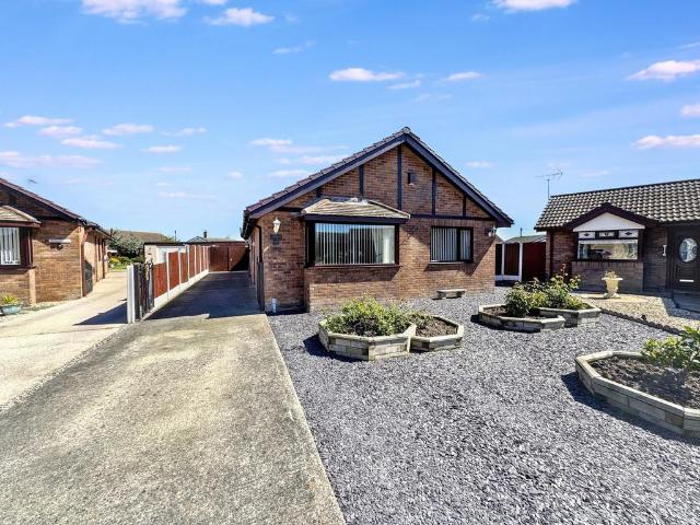 Bungalow for sale in Towyn, Wales
