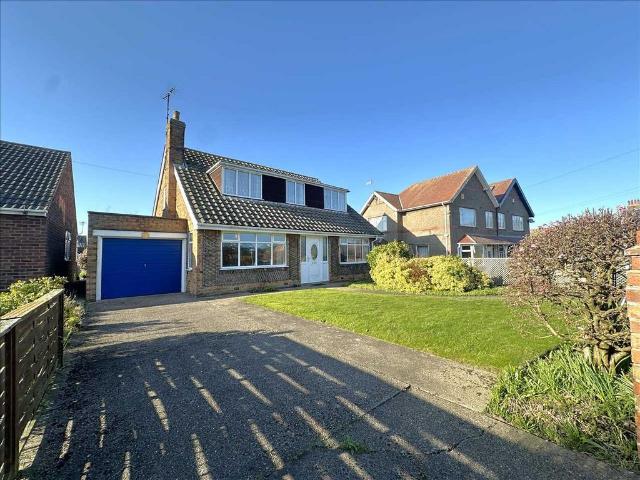 Bungalow for sale in The Pastures, Filey