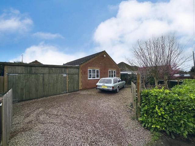 Bungalow for sale in Four Gotes, Cambridgeshire