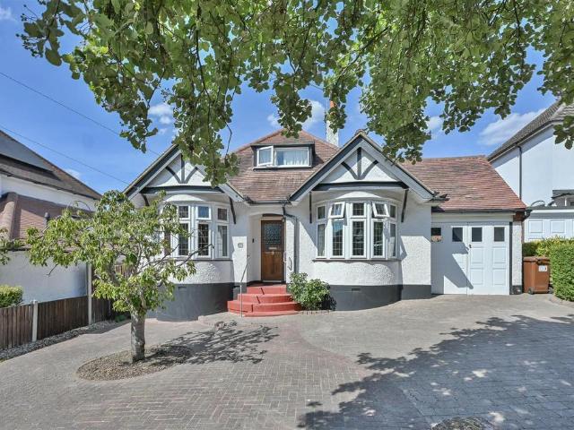 Bungalow for sale in Navestock Side, Essex