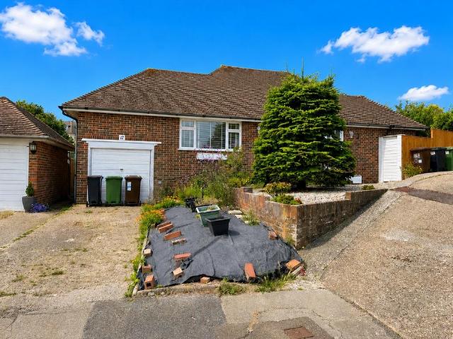 Bungalow for sale in Pebsham, Heathlands