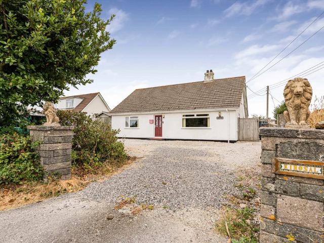 Bungalow for sale in Porthtowan, Cornwall