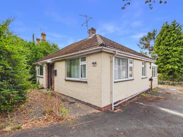 Bungalow for sale in Trewern, Wales
