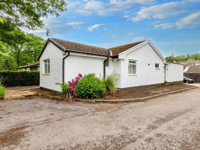 Bungalow for sale