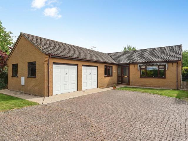 Bungalow for sale in Four Gotes, Cambridgeshire