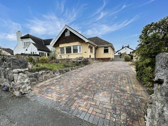 Bungalow for sale in Colwyn Bay, Wales