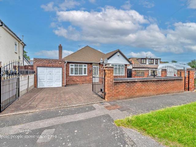 Bungalow for sale in Willenhall, West Midlands