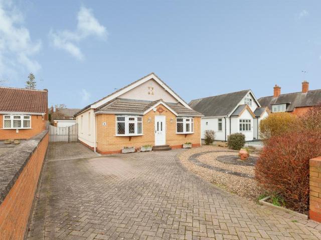 Bungalow for sale in Littlethorpe, Pinfold