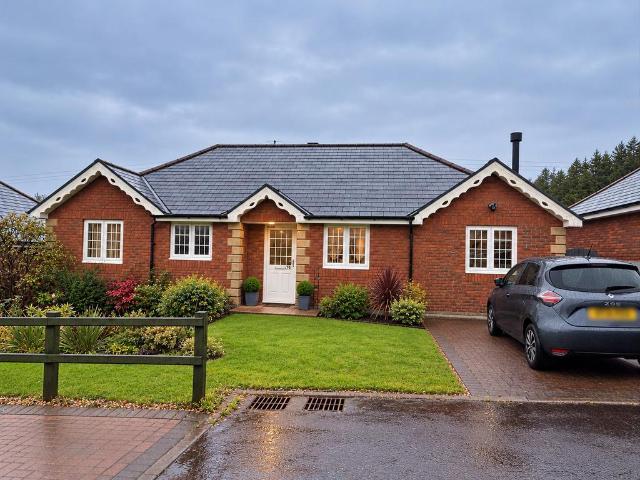 Bungalow for sale in Cwmamman, Glanamman