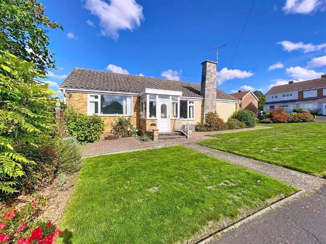 Bungalow for sale in Castle Green, Green Close