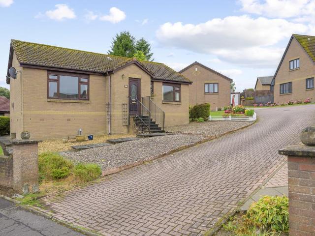 Bungalow for sale in Kelty, Scotland