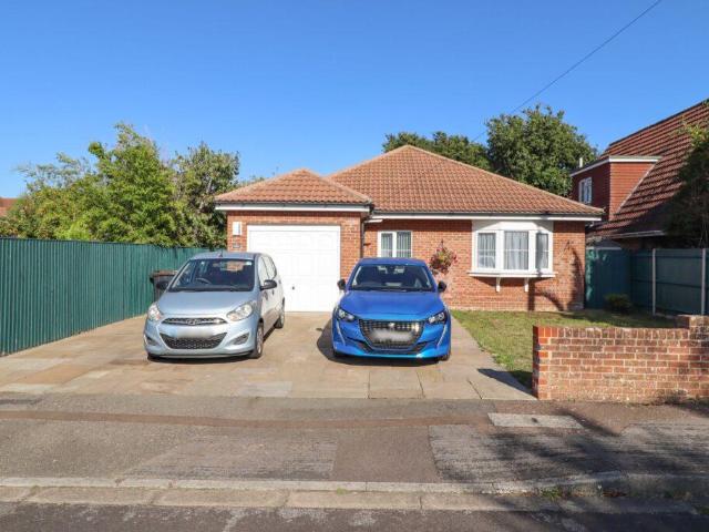 Bungalow for sale in Spring Vale, Hampshire