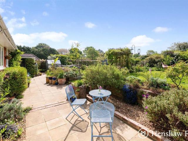 Bungalow for sale in Barton Stacey, Hampshire
