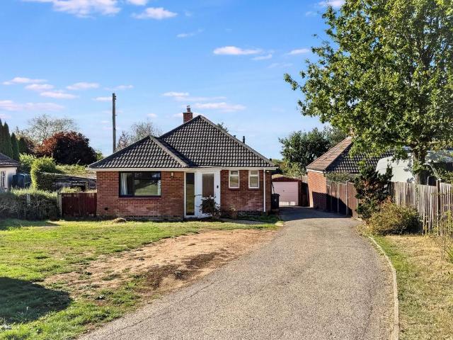 Bungalow for sale in Hand and Pen, East Devon