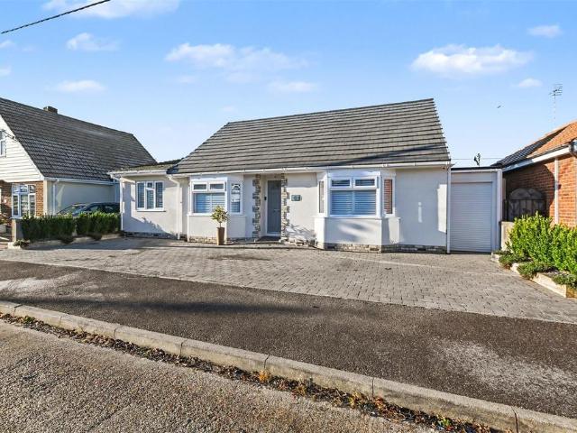 Bungalow for sale in Leigh Beck, Essex