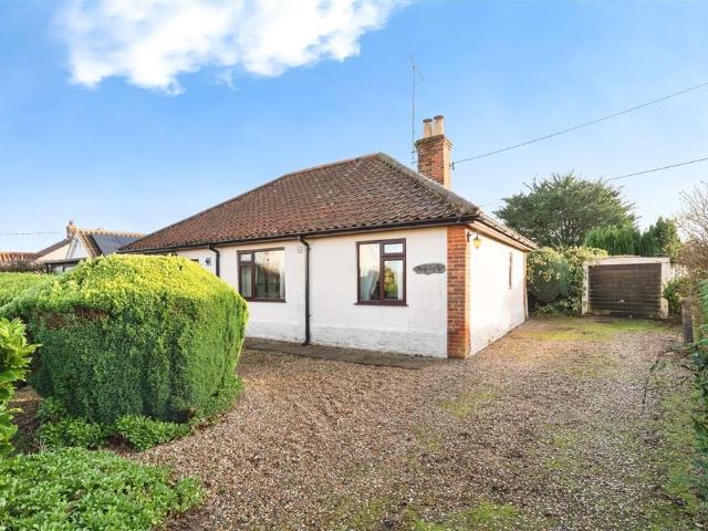 Bungalow for sale in Comers, Norfolk