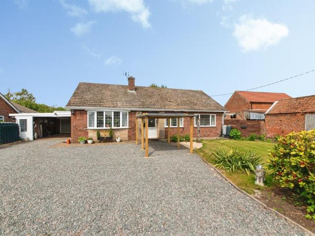 Bungalow for sale in Belleau, Lincolnshire
