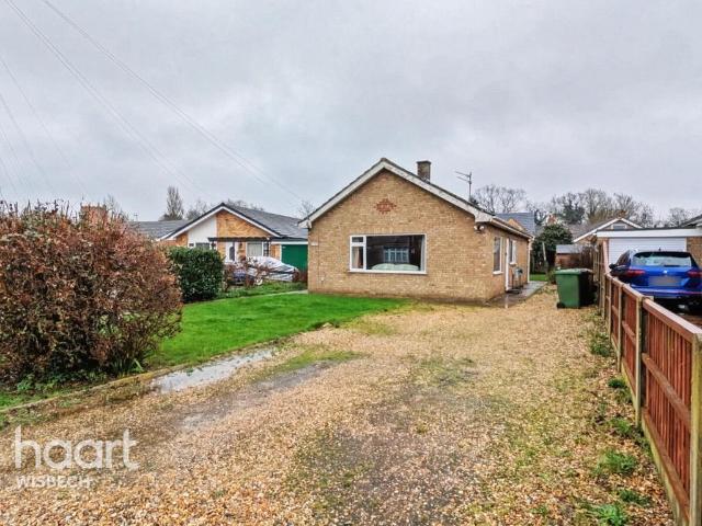 Bungalow for sale in Brookville, Norfolk