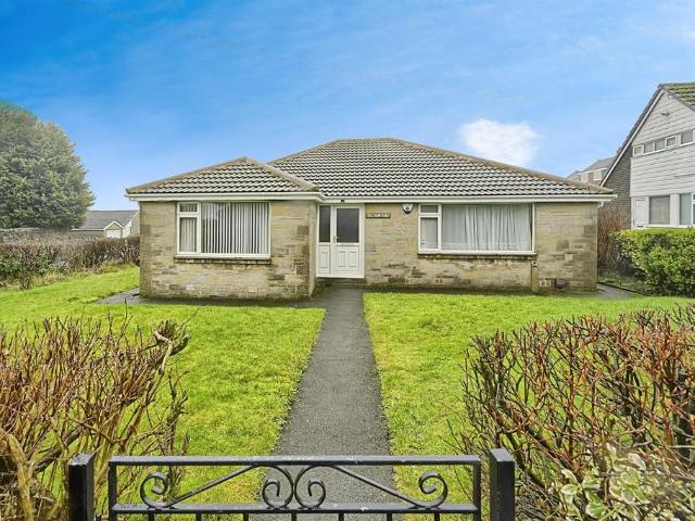 Bungalow for sale in Warley Town, West Yorkshire