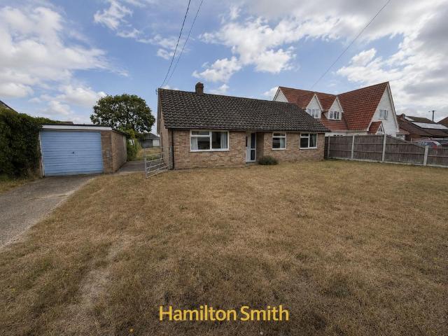 Bungalow for sale in Bedingfield, Suffolk