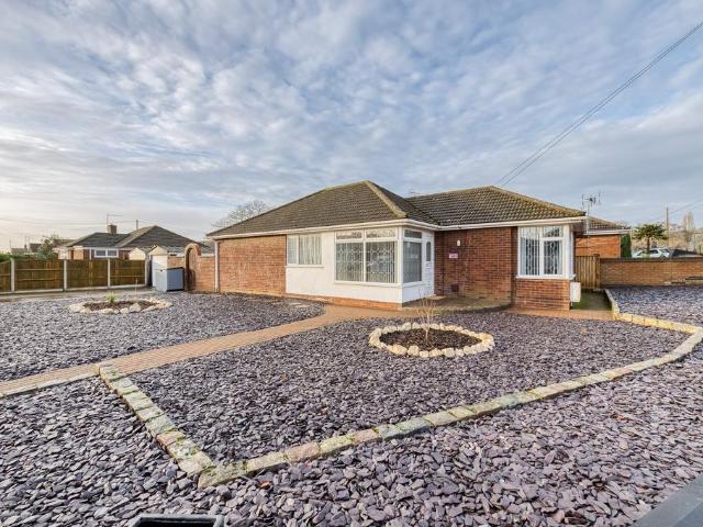 Bungalow for sale in Eastbridge, Suffolk