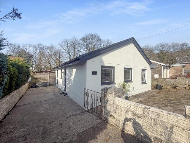 Bungalow for sale in Swiss Valley, Felinfoel