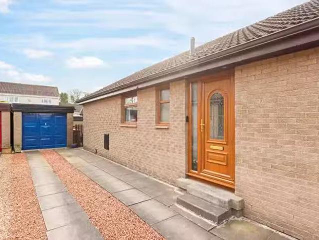 House for sale in Linlithgow Bridge