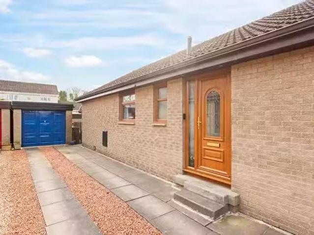 House for sale in Linlithgow Bridge