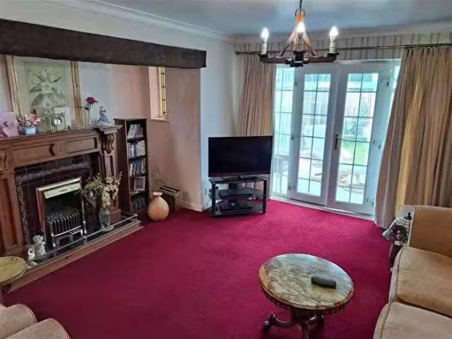 House for sale in Four Oaks