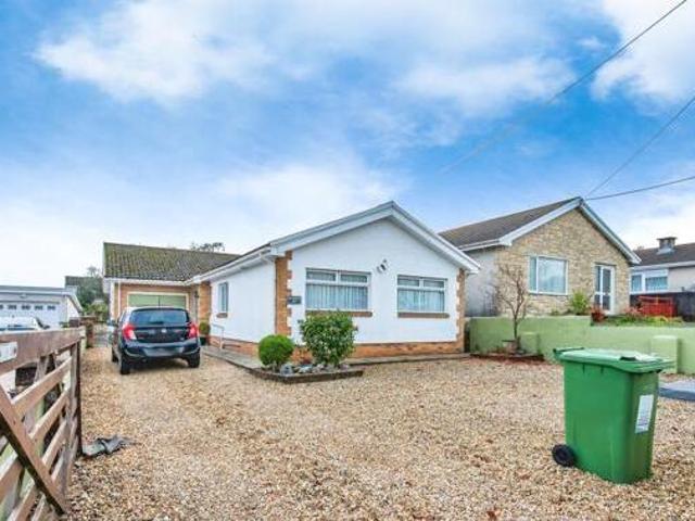 House for sale in Ammanford, Wales