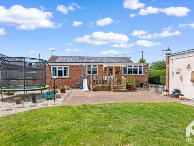 Bungalow for sale in Pamington, Gloucestershire