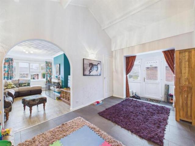 Bungalow for sale in Owlthorpe, South Yorkshire